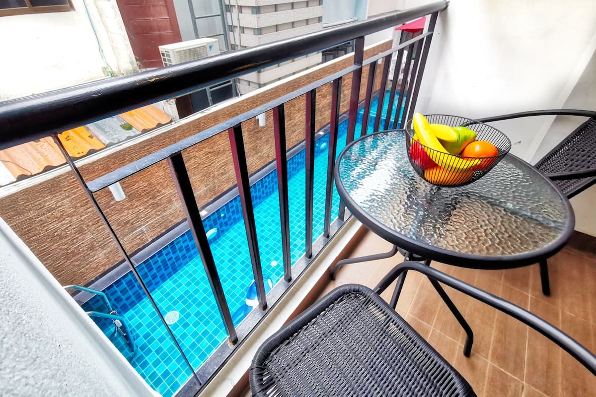 Superior Room, Pool View | Balcony view