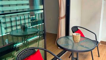 Superior Room, Pool View | Balcony
