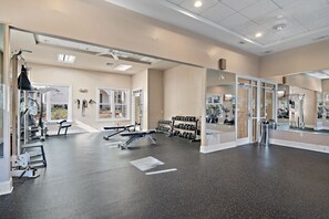 Fitness facility - Gulf Front | Private Beach| Ground Floor Unit | 2 pools | Bonus Bunk Room (Santa Rosa Beach)
