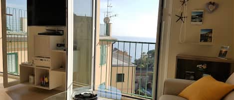 Apartment, 1 Bedroom | Living area