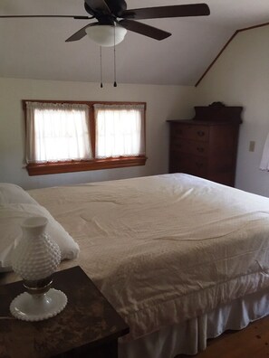 2 chambres, fer et planche à repasser, Wi-Fi gratuit