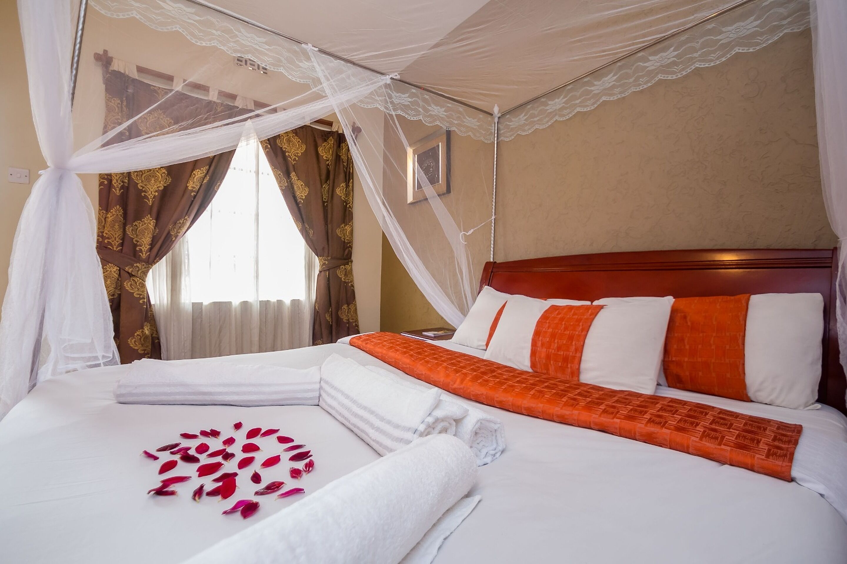 desk, blackout curtains, iron/ironing board, free wifi