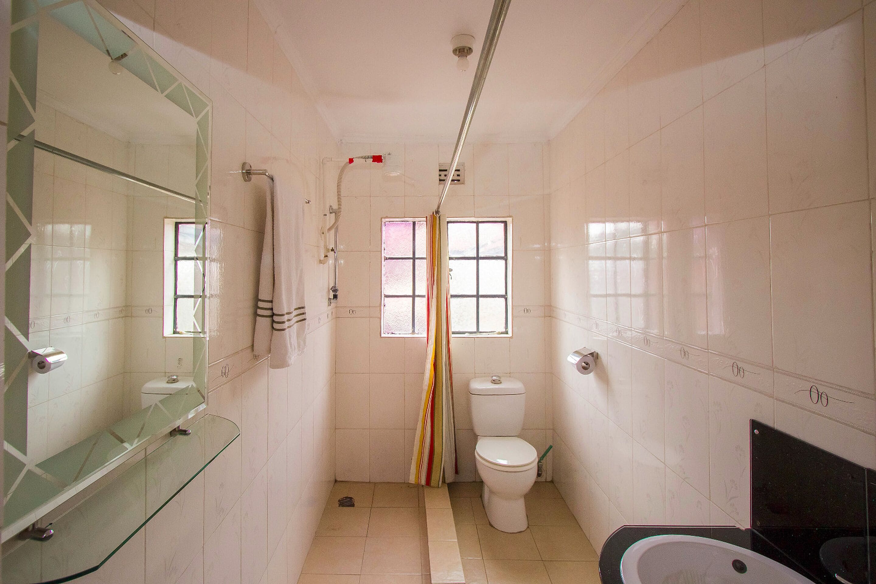 free toiletries, towels