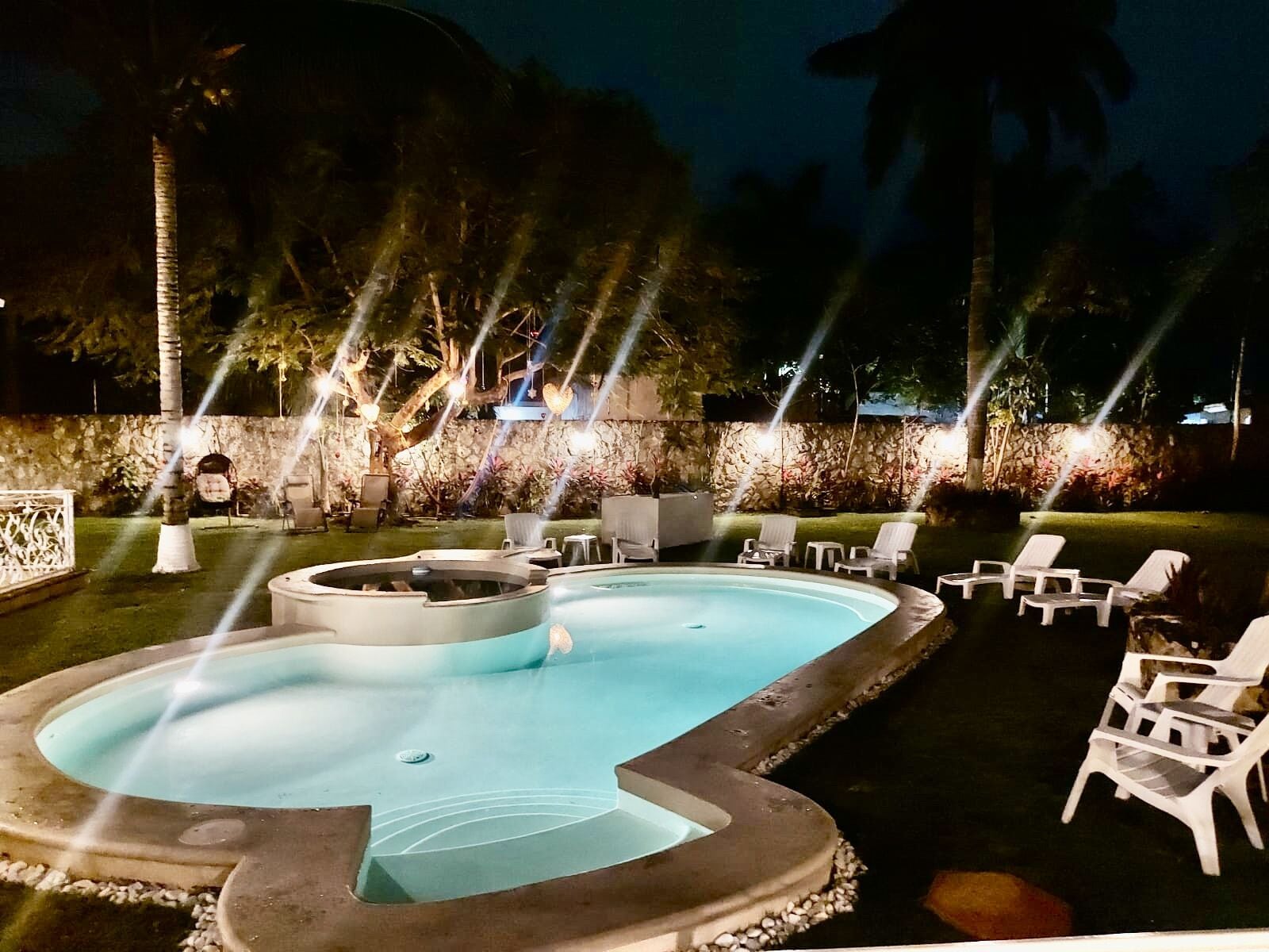 Bain à remous extérieur