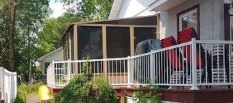 Stopover 335: In the heart of Venice-in-Quebec