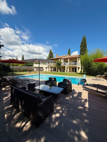 Grande Villa - Charmant village provençal -  Piscine - Terrain de pétanque