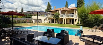 Large Villa - Charming Provencal village - Swimming pool - Petanque court