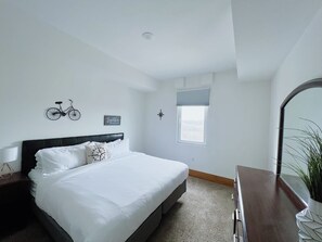 2 bedrooms, desk, iron/ironing board, travel crib