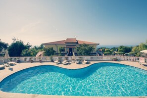 Outdoor pool - Tenuta Tropeano (Ricadi)