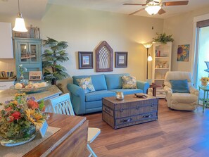 Smart TV - L👀K!!! ⭐️ TOP RATED CONDO ⭐️ 3 Pools ⭐️ Breathtaking Ocean Views !!! (Panama City Beach)