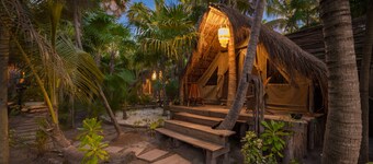 Nativus Glamping & Cenote Tulum