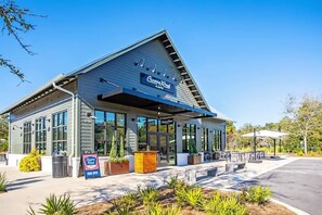 Exterior - You are my Sunshine- Heated Pool- Steps to sand! (Santa Rosa Beach)