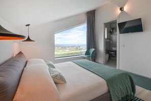 7 Schlafzimmer, Bügeleisen/Bügelbrett, Reisekinderbett, kostenloses WLAN