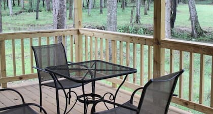 Lazy G Cabin #6 (Duplex)