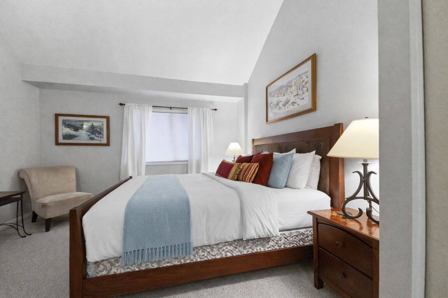 3 habitaciones, tabla de planchar con plancha y wifi gratis 