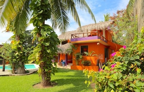 Garden - 3 BR Relaxing House @ Acapulco PIE DE LA CUESTA (Coyuca de Benitez)