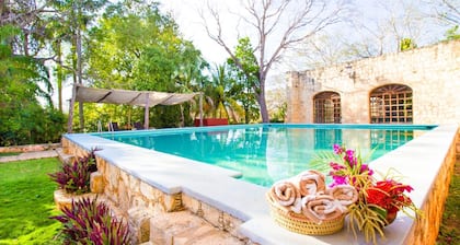 HACIENDA HISTÓRICA Blanca Flor Del Siglo XVI