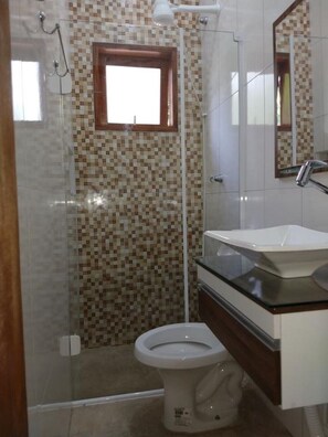 Bathroom - SUITE 2 - Ubatuba Itamambuca Weekly and monthly discounts (Ubatuba)