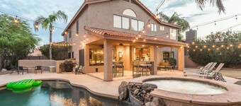 Scottsdale Big House - Sleeps 30 - 6bed/4ba - Very Clean