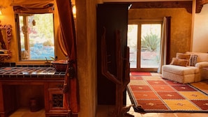 Bathroom - Bubbling Wells Oasis (Desert Hot Springs)