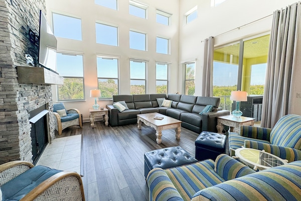 Smart TV, fireplace, video games, table tennis