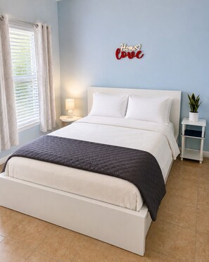3 bedrooms, desk, free WiFi, bed sheets