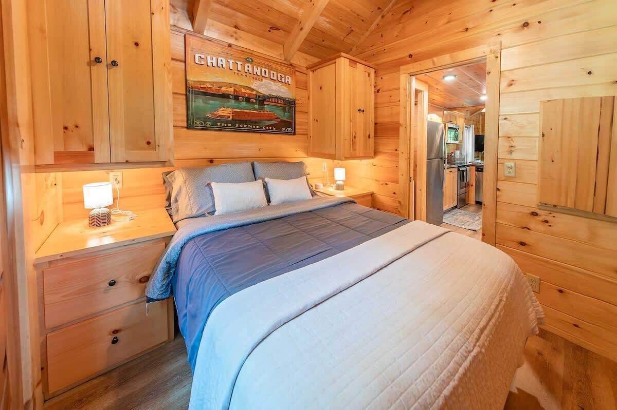 Lit parapluie, Wi-Fi gratuit, draps fournis