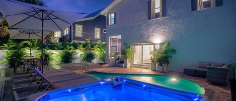 Piscine extérieure, piscine chauffée