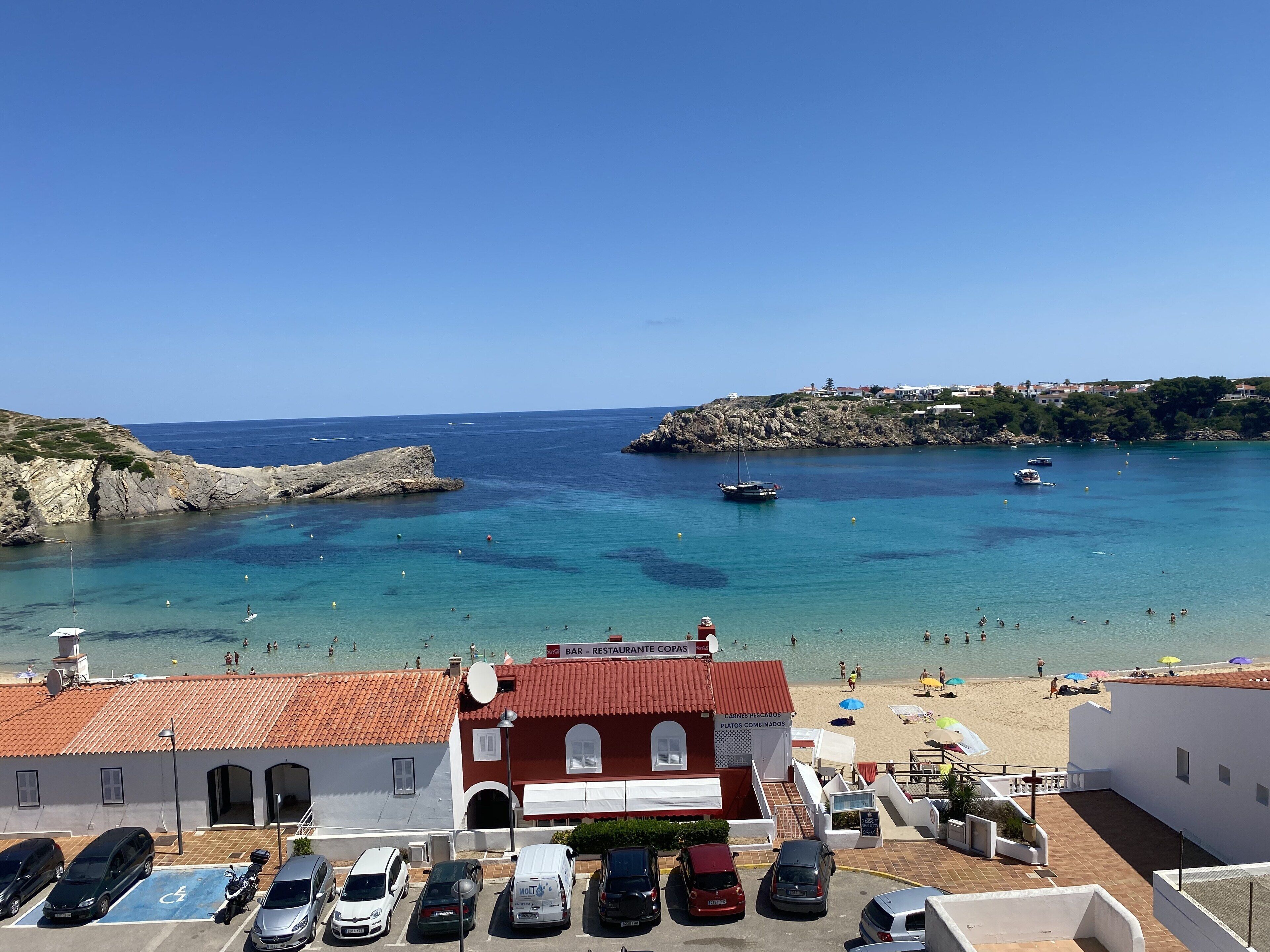 Am Strand, Liegestühle, Strandtücher