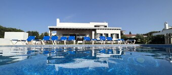 Binibeca Beautiful Villa Esmee - Swimming Pool c/w WIFI - 10 persons