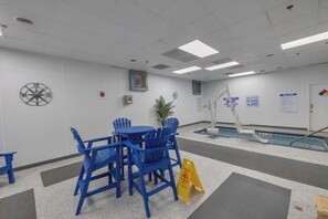 Indoor pool, outdoor pool - Direct OCEANFRONT Beautifully Remodel 4th Floor Myrtle Beach Resort (Myrtle Beach)