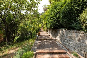 Property grounds - Neo-Provencal perfumer's villa with listed park and breathtaking views (Grasse)