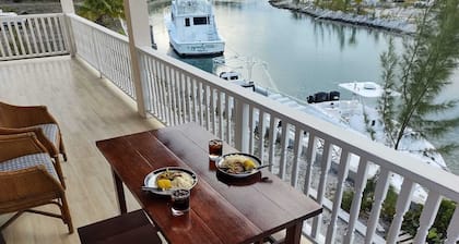 Charming Maple Canalfront Condo