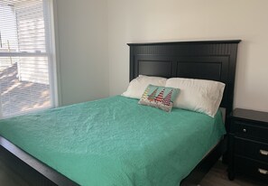 4 bedrooms, free WiFi, bed sheets
