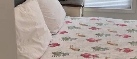 4 bedrooms, free WiFi, bed sheets