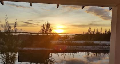 Elegant Oak Canalfront Condo