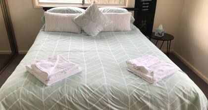 5 bedroom close to hospital/Sport facilities