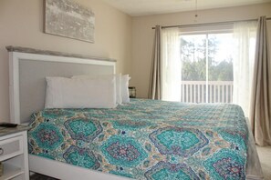 Condo, 2 Bedrooms