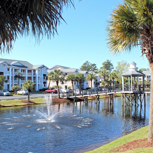 Condo, 2 Bedrooms | Exterior
