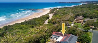 Malibu Beach House - 124 Chepana St Lake Cathie