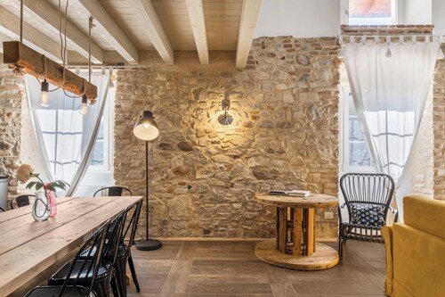 Spectaculaire appartement de type maisonnette "Olmo" avec Wi-Fi, jardin partagé et piscine