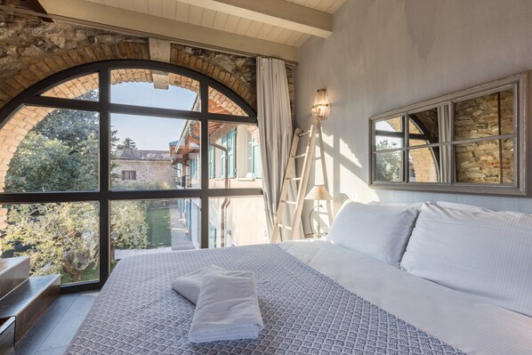 2 habitaciones, wifi gratis y ropa de cama 