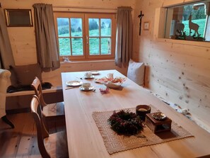 Nicht klassifiziertes Bild, 2 von 24, Schaltfläche