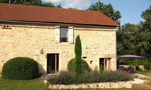 Luxury and cozy vacation home for 6 people on a quiet estate.