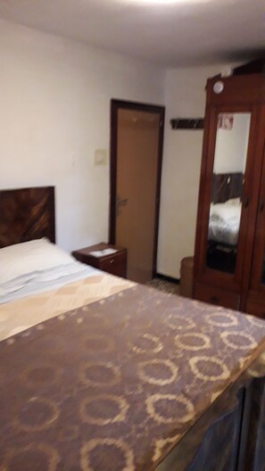 2 Schlafzimmer, Internetzugang, Bettwäsche