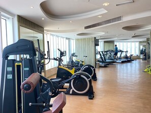 Fitness facility - BEAUTIFUL AND COZY 1 BEDROOM APARTMENT WITH 2 BEDS - GOLF VIEW  (Dubai)