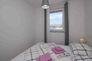 1 bedroom, WiFi - Holiday apartment with air conditioning and Internet (Baška)