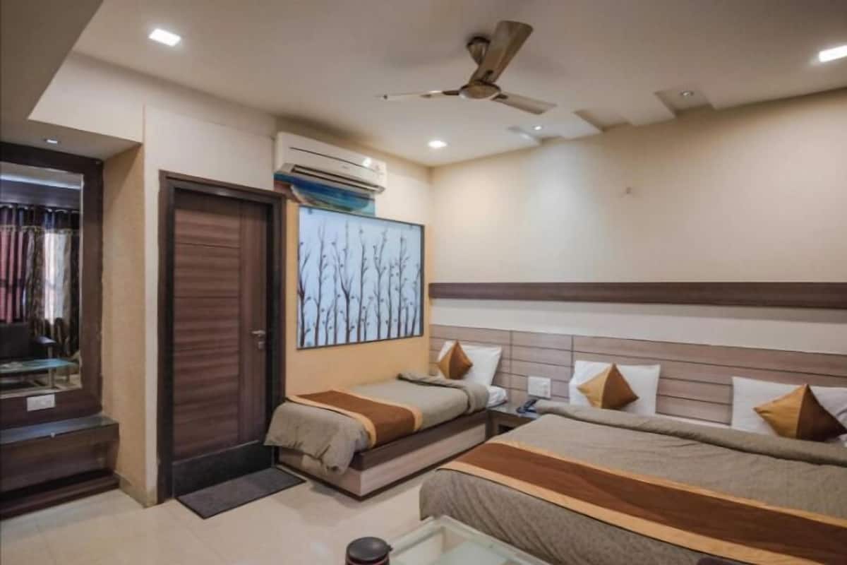 Executive Room | Free WiFi