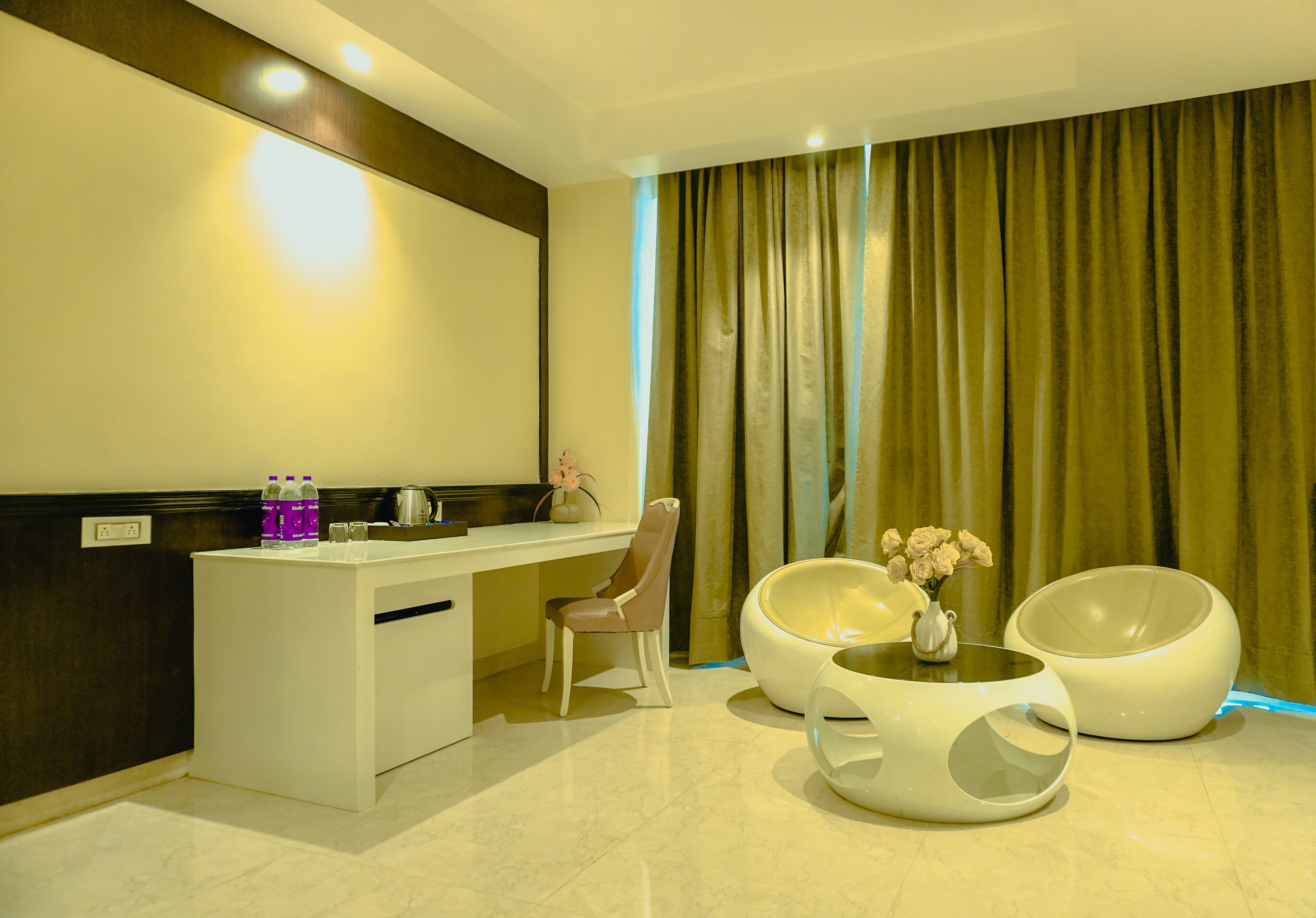 Presidential Suite | Minibar, desk, laptop workspace, iron/ironing board