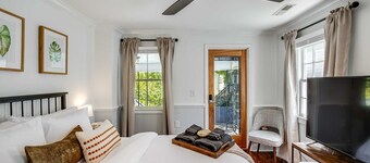 Charming Downtown 1 BR